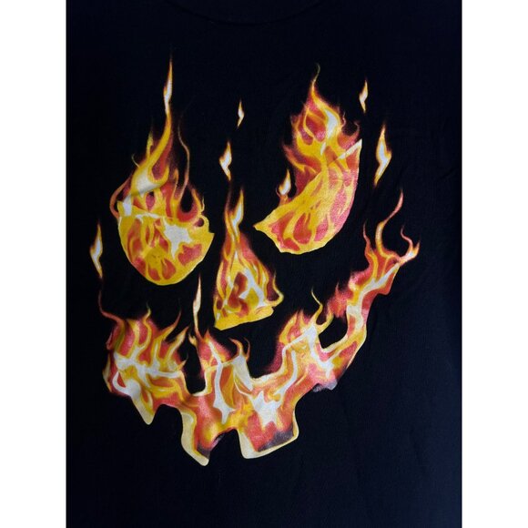 Kids Flaming Jack O Lantern Black T Shirt Unisex Size M 8 - Picture 2 of 5